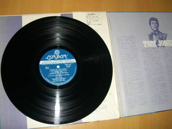 懐かしいトムジョンズのレコード盤(pán)「TOM JONES GLOSE UP」