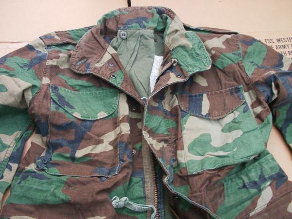 Ｍ６５フィールドジャケット　M　アメリカ製　米軍実物USA　_画像2