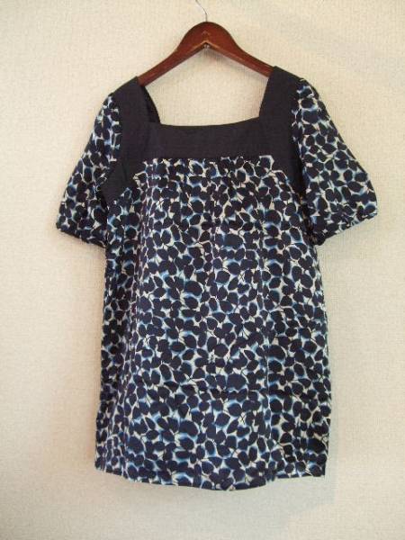 HERENCIA silk . navy pattern tunic (USED)90212