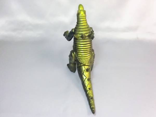  старый старый Ultra монстр серии Bandai Ultraman Return of Ultraman монстр sofvi черный King B