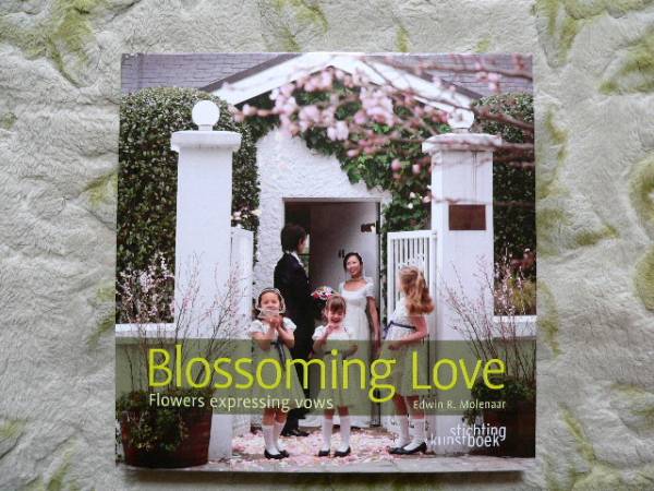 Blossoming Love 日本最大級 Flowers 82%OFF Vows Expressing ブライダルフラワー