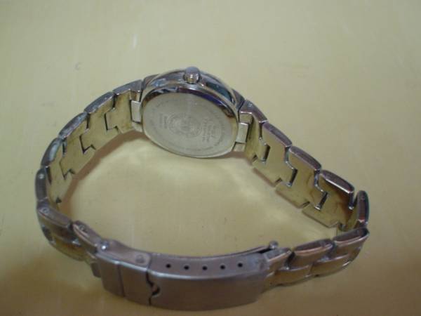 珍品　デザイン　B、U、M　100FEET　女性用腕時計　ピンク_画像3