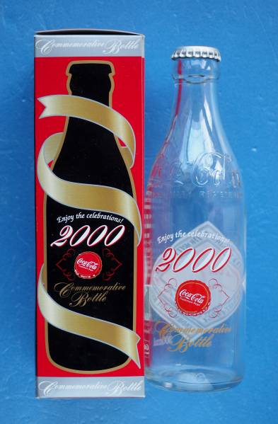 コカコーラ ☆ 2000年ミレニアム限定ボトル ガラス瓶 COCA-COLA　※即決価格設定あり_2000年ミレニアム限定ボトル