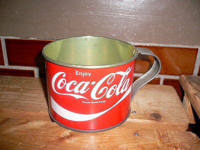 非売品 コカコーラ 缶 コップ 直径約9cm