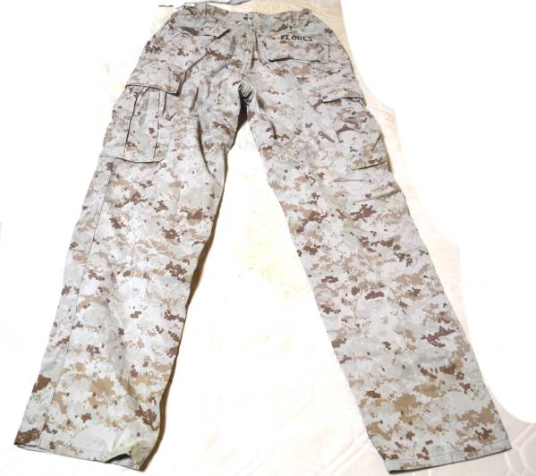 米軍放出品 USMC 海兵隊 防虫仕様 デザート迷彩パンツ S/R a_画像2