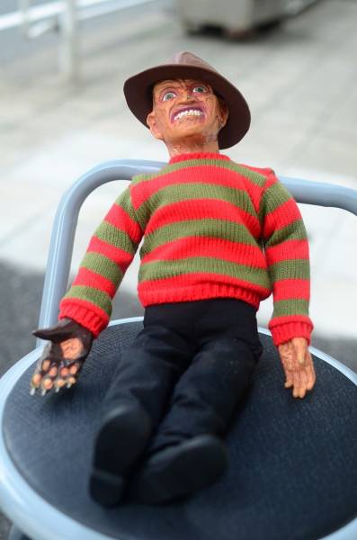  A Nightmare on Elm Street fretito- King doll figure 