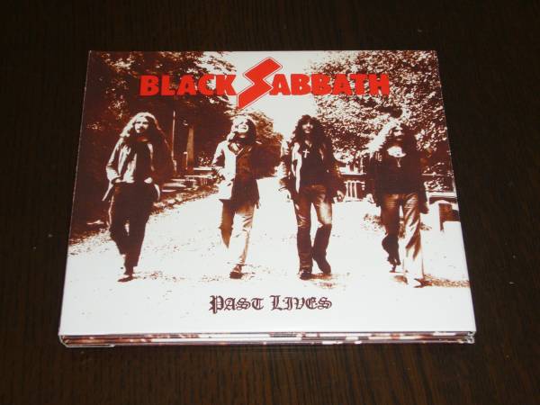 輸入盤　Ｄigi　Black Sabbath　/Past Lives　ピック他付属_画像1