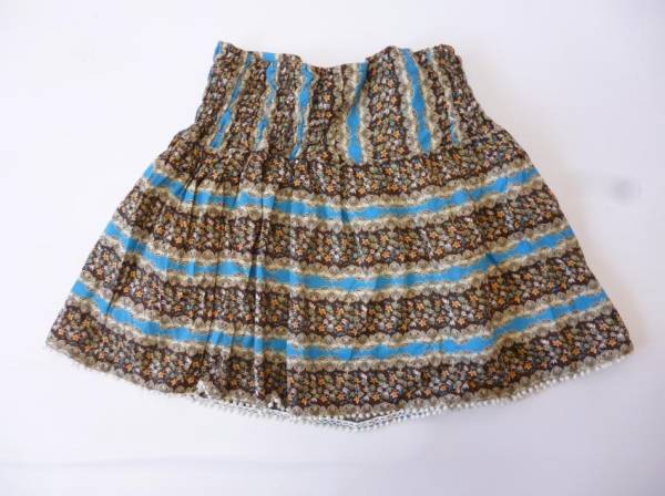 M144★美品★Rydia ワールドワイドラブ★茶小花柄スカート(フリー)