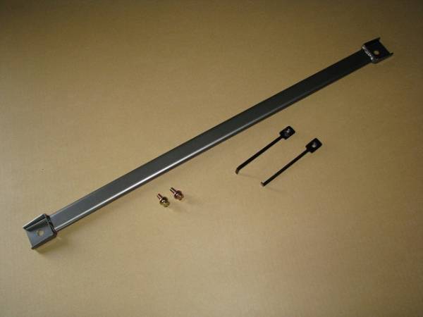 ライフ　ダンクターボ（ＪＢ１、３の２ＷＤ）用　リヤモノコックバー(新品箱入り、稅込み）