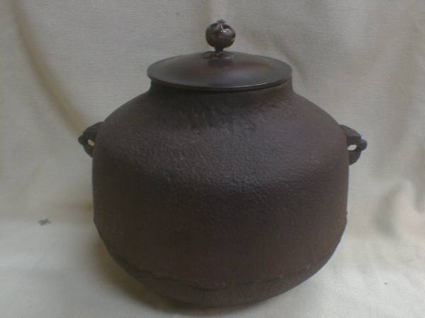 古鉄　銅蓋　伝統　風炉用　茶釜　18x20cm　3.4kg　骨董　茶道具_画像1