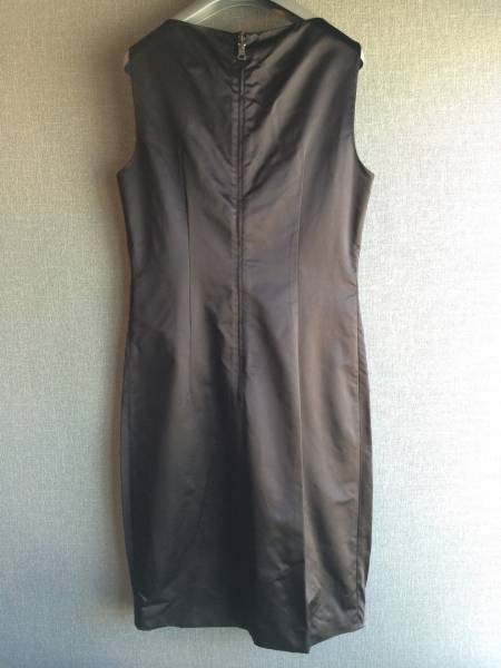 極上 新品 プラダ 最高級 シルク ワンピース ドレス 42 黒 ブラック フォーマル PRADA_画像2