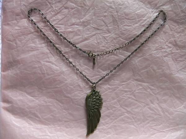  necklace * large angel. feather *# gold old beautiful #