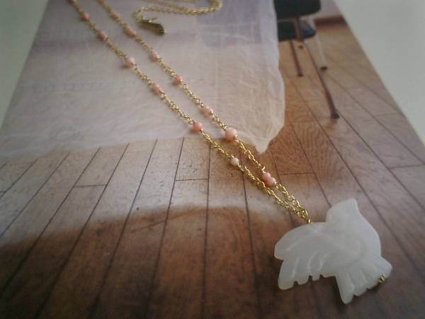 ロゼッタの贈り物 ハイクオリティ ブランドのギフト シリーズです ピンク珊瑚と白い鳥