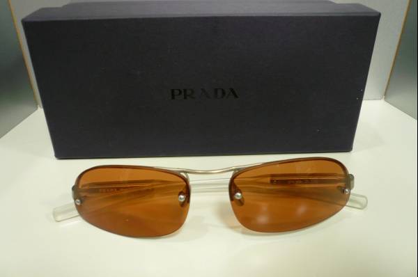 PRADA　メタルサングラス　新品未使用　ブラウン　シルバー_画像3