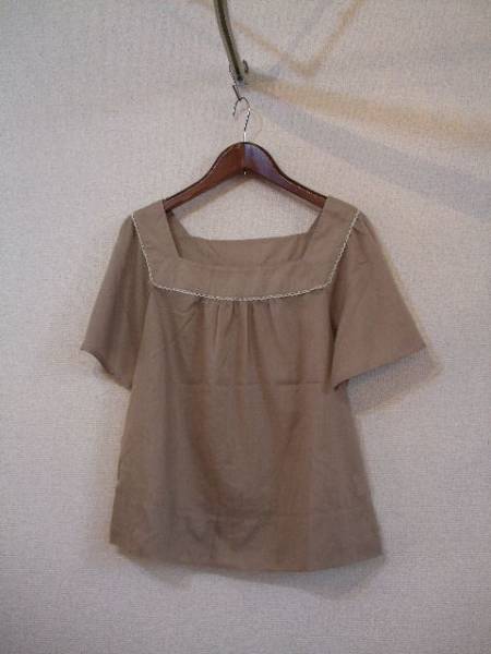 pourlafrime бежевый мягкий короткий рукав блуза (USED)40115②