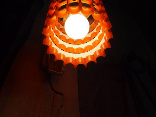 【天】昭和の懐かしい　ウォールランプ　レトロポップ　オレンジ　ほぼ未使用　壁掛け照明　_National製です。