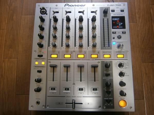  unused!!PIONEER DJM-700 mixer 