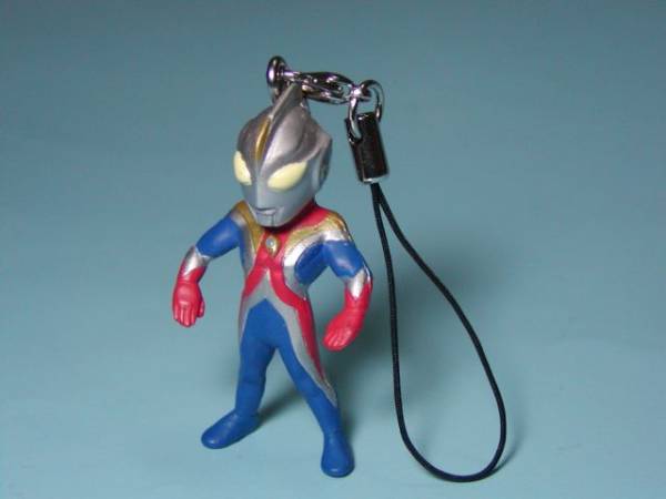 攜帯ストラップ ウルトラマン コスモス（エクリプスモード）フィギュア マスコット アクセサリー キャラクター グッズ スマホ