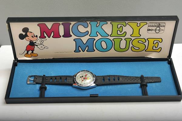 即決　ヴィンテージ　 美品　BRADLEY　 スポーツマン　 ミッキーマウス　 手巻腕時計　ブラッドレイ　ディズニー