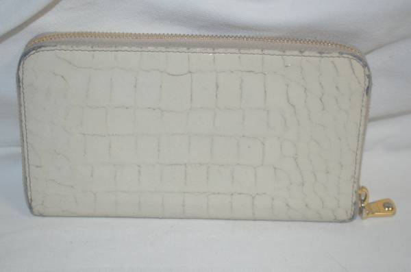 正規(guī)品?　miumiu 　　長財布