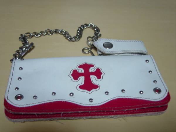 M CHESTER. leather made long wallet white & red chain attaching 