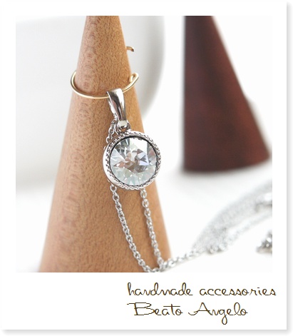 **+angelo+ Swarovski 1088. колье (n-075)C голубой затенитель от солнца S один шарик простой светло-серый 