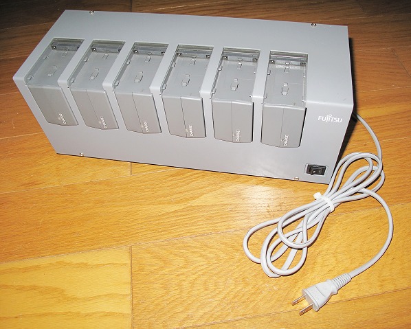◆富士通FHTMB501 マルチパック充電器 同時6個可能　バッテリー KD54004-L301，CA54200-0095 などに対応