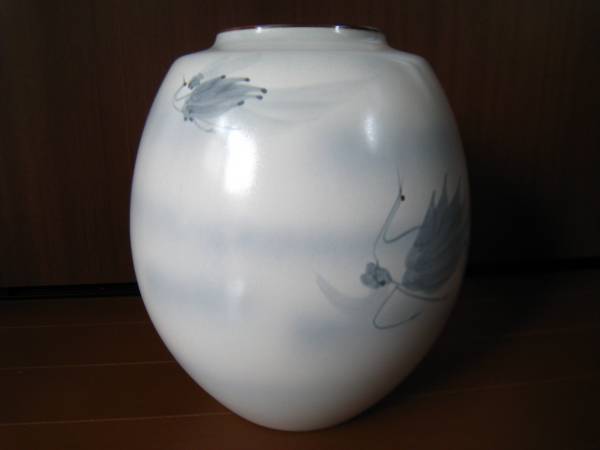 アイトーAito陶器 壷 鳥 白 花瓶 九谷焼 阿古窯 灰色 和風20青 アイトーAito陶器 壷 鳥 白 花瓶 九谷焼 阿古窯 灰色 和風20青