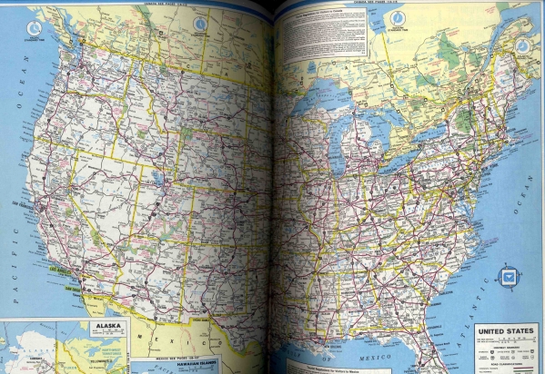 【d1312】大判：1982年 The North American ROAD ATLAS - US...