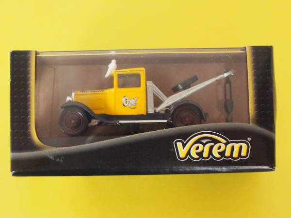 V703 1/43 CITROEN C4 DEPANNAGE Michelin