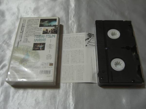 フェリーニのアマルコルド 【字幕版】[VHS] 亡きフェリーニ傑作_画像3