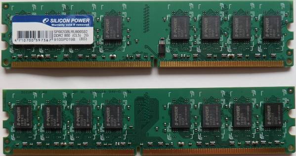 中古美品！SILICON POWER DDR2-800 4GBデュアルキットメモリ_画像1