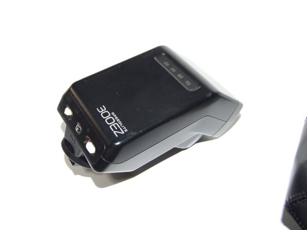 キャノンフイルムＥＯＳ用　スピードライト３００ＥＺ