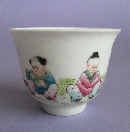 「小品茶杯」童子・遊戯２（１２１０－１３）中国茶器_画像2