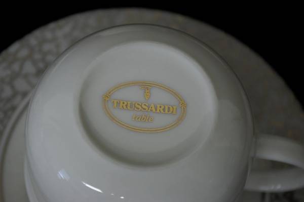 TRUSSARDI　金と銀　トラサルディ　コーヒーカップ　FJ27B1-E74_画像3