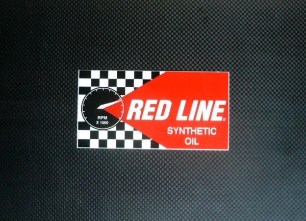 蓄光REDLINEレッドラインステッカー夜光　66×128送料62円_明るいとこでは　こう見えます