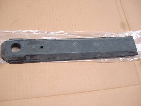 ポルシェ 911 930 リアバンパーモール 左側(cè)　新品