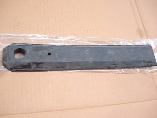 ポルシェ 911 930 リアバンパーモール 左側(cè)　新品