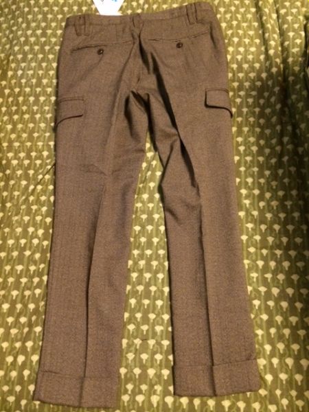 ofuon クロップドパンツ　新品タグ付き　定価6930円　サイズ46
