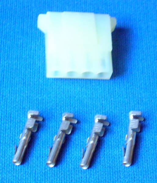 ＜＝＞5V/12VDC電源コネクタ（メス）キット