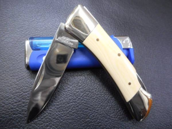 ナイフ　小さな古い 折り畳み　４４０　STAINLESS JAPAN