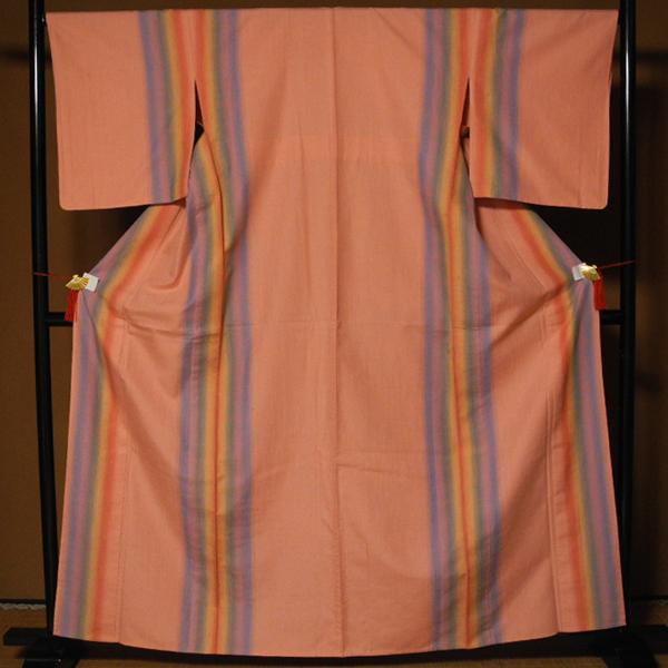 正絹　新品・未着用　手引真綿織　虹の綾 若干難有り 紬　-単衣-