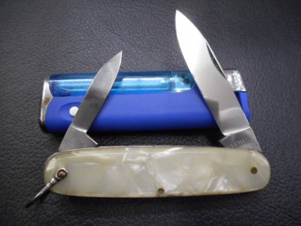 ナイフ　 古く小さい折り畳みナイフ　２枚刃　YAX ROSTFREI