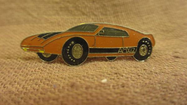 USA クラシックカー ピンバッジ 1970 AMC - AMX_画像1