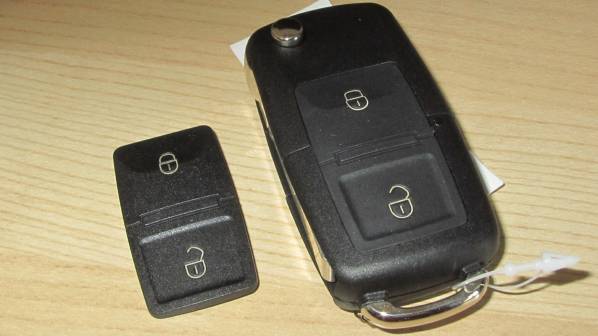  new goods prompt decision VW GOLF New Beetle POLO BORA remote control key 2 button for repair pad angle 