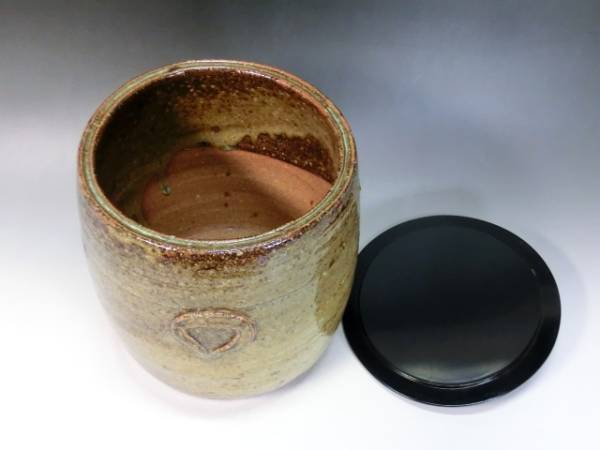  tea ceremony water jar #[ north mountain . mountain person work ]? sweets . large .. tea ceremony water jar lacquer ware cover . tea utensils antique goods old fine art #