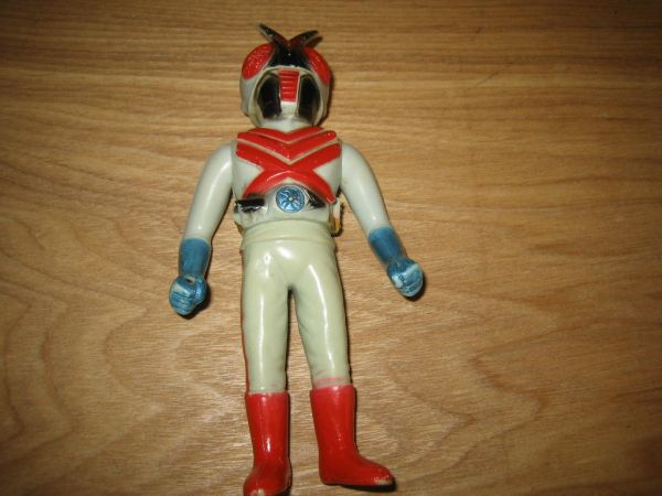 Yahoo!オークション - 仮面ライダーX ソフビ マスダヤ 当時物 Yahoo!オークション - 仮面ライダーX ソフビ マスダヤ 当時物