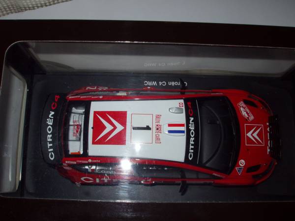 即決 Aa 1/18 シトロエン C4 WRC 2007年 モンテカルロ・ラリー優勝 No.1 セバスチャン・ローブ車 ナイトステージ仕様_画像2