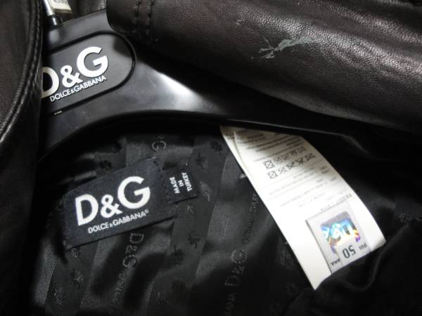 D&G ディーアンドジー 6 マルチ ポケット ラム シープ レザー D&G ディーアンドジー 6 マルチ ポケット ラム シープ レザー