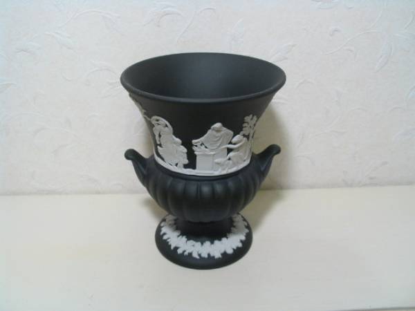 楽天 ウエッジウッド ブラック イギリス製　Wedgwood 小さな花瓶 黒 ジャスパー ウェッジウッド